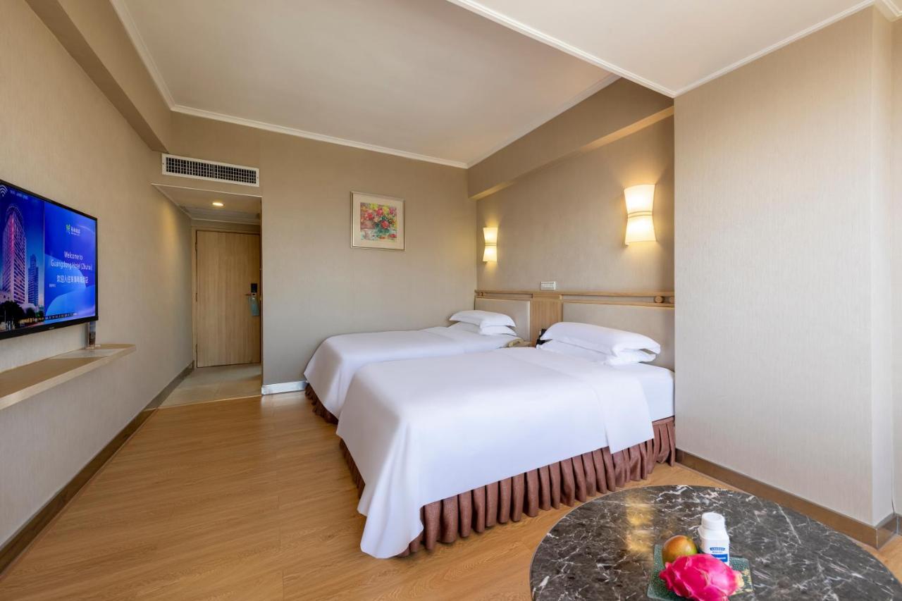 Guangdong Hotel Zhuhai Exteriör bild