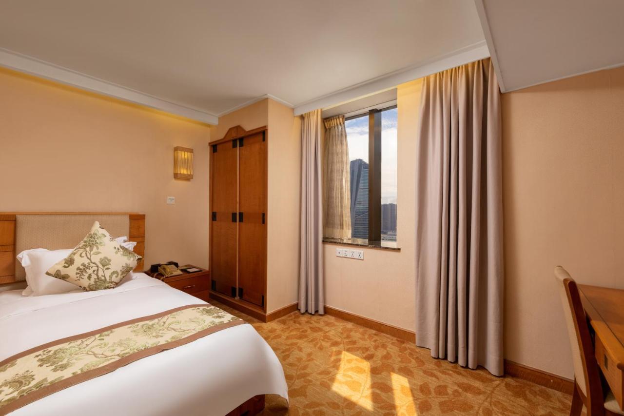 Guangdong Hotel Zhuhai Exteriör bild
